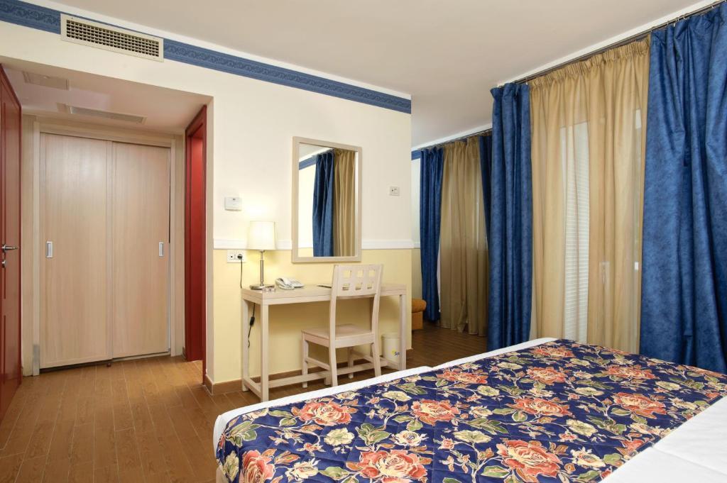 Amadria Park Apartments Šibenik Oda fotoğraf