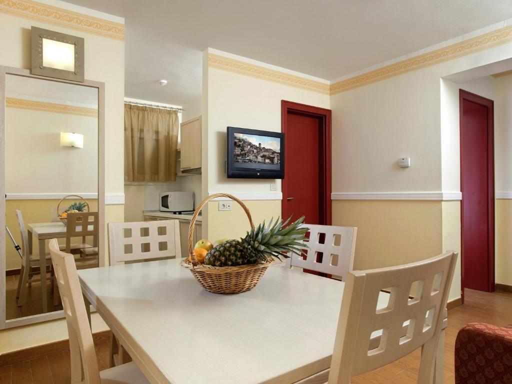 Amadria Park Apartments Šibenik Oda fotoğraf